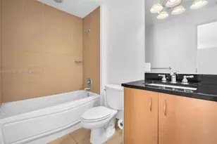 300 S Biscayne Blvd, Miami, FL 33131 - Photo 15