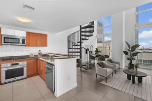 300 S Biscayne Blvd, Miami, FL 33131 - Photo 3