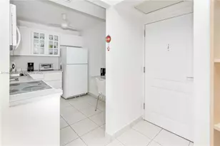 3625 N Country Club Dr, Aventura, FL 33180 - Photo 7