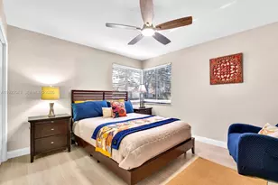 8445 NW 165th Terrace, Miami Lakes, FL 33016 - Photo 13