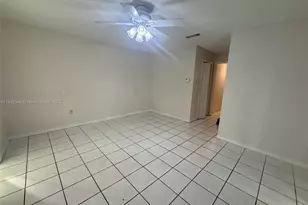 1081 NW 128th Pl, Miami, FL 33182 - Photo 19