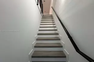 10473 NW 82nd St, Doral, FL 33178 - Photo 19