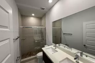 10473 NW 82nd St, Doral, FL 33178 - Photo 21