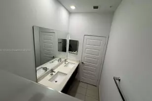 10473 NW 82nd St, Doral, FL 33178 - Photo 31