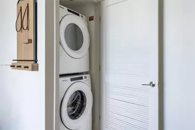 159 NE 6th St #3209, Miami, FL 33132 - Photo 29