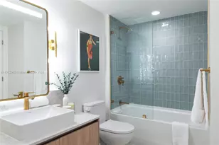 159 NE 6th St, Miami, FL 33132 - Photo 21