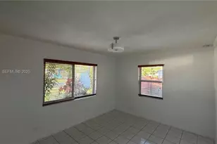 37 SW 11th St, Dania Beach, FL 33004 - Photo 17