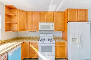 6510 NW 21st St, Sunrise, FL 33313 - Photo 17