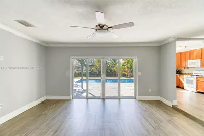 6510 NW 21st St, Sunrise, FL 33313 - Photo 9