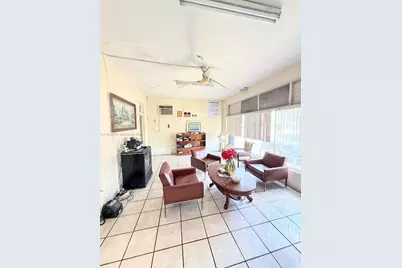 11851 W Dixie Hwy, Miami, FL 33161 - Photo 5
