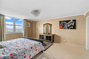 250 174th St, Sunny Isles Beach, FL 33160 - Photo 29