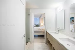 16385 Biscayne Blvd, North Miami Beach, FL 33160 - Photo 21