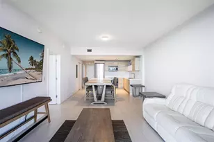 16385 Biscayne Blvd, North Miami Beach, FL 33160 - Photo 13