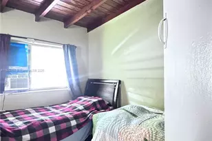 3135 NW 86th St, Miami, FL 33147 - Photo 11