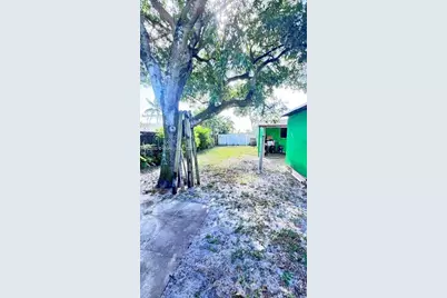 3135 NW 86th St, Miami, FL 33147 - Photo 15