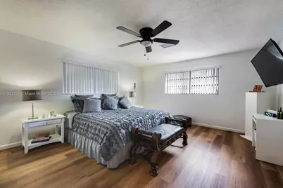 11724 SW 95th St, Miami, FL 33186 - Photo 15