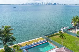 1680 S Treasure Dr, North Bay Village, FL 33141 - Photo 11