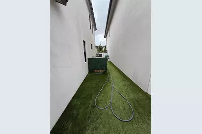 8119 NW 47th Ter, Doral, FL 33166 - Photo 21