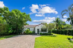 520 SW 12th Ct, Fort Lauderdale, FL 33315 - Photo 1