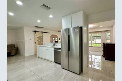 3440 19th Ave SW, Other City - In The State Of Florida, FL 34117 - Photo 9