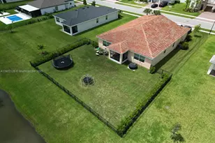 7599 NW Deysbrook Ln, Port Saint Lucie, FL 34987 - Photo 53