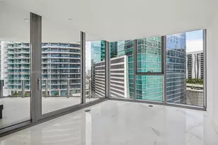 300 S Biscayne Blvd Way, Miami, FL 33131 - Photo 23