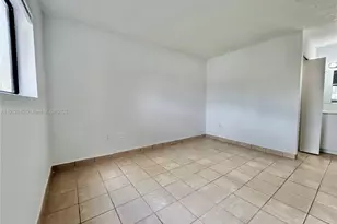 301 Palm Way, Pembroke Pines, FL 33025 - Photo 21