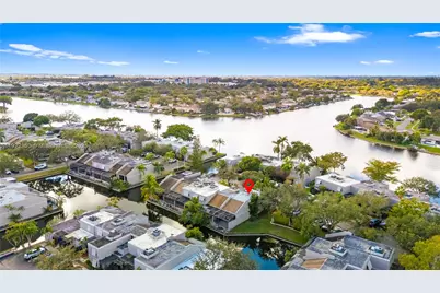 1523 NW 113th Way, Pembroke Pines, FL 33026 - Photo 31