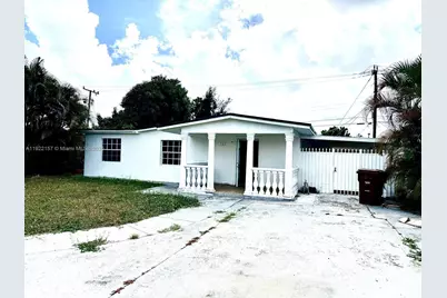 712 Hialeah Dr, Hialeah, FL 33010 - Photo 1