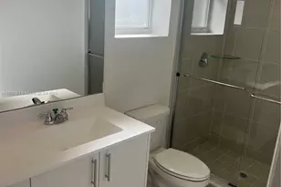 2633 SE 27th Dr, Homestead, FL 33035 - Photo 9