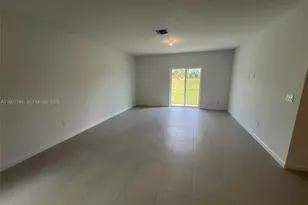 5885 NW Sweetwood Dr, Port Saint Lucie, FL 34987 - Photo 5