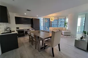 45 SW 9th St, Miami, FL 33130 - Photo 9