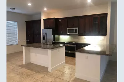 9823 W 34th Ln #9823, Hialeah, FL 33018 - Photo 3