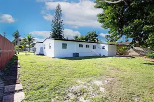 6117 NW 27th St, Margate, FL 33063 - Photo 5
