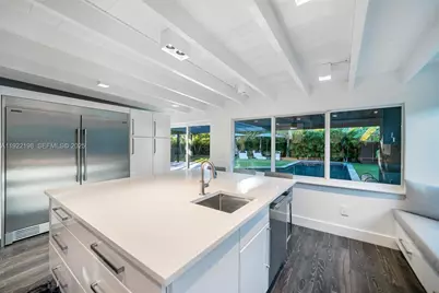 10618 NE 11th Ct, Miami Shores, FL 33138 - Photo 13