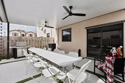 15070 SW 119th Ln, Miami, FL 33196 - Photo 15