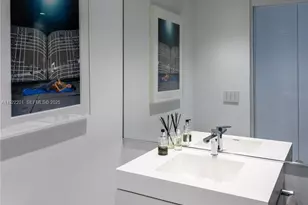 11 Island Ave, Miami Beach, FL 33139 - Photo 13