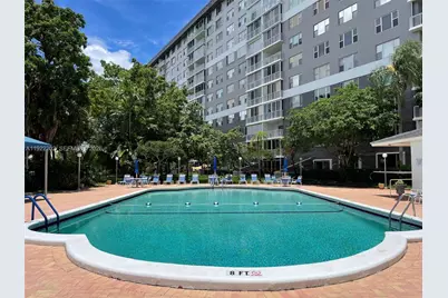 4001 Hillcrest Dr #609, Hollywood, FL 33021 - Photo 11