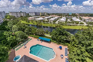 4001 Hillcrest Dr, Hollywood, FL 33021 - Photo 9