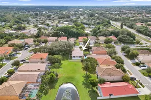 6305 Willoughby Cir, Lake Worth, FL 33463 - Photo 67