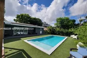 12125 NE 2nd Ave, North Miami, FL 33161 - Photo 1