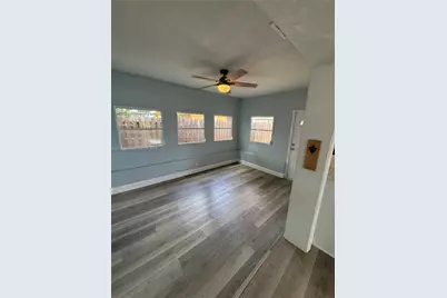 6868 NW 28th St, Sunrise, FL 33313 - Photo 11