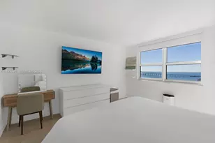 1155 Brickell Bay Dr, Miami, FL 33131 - Photo 7