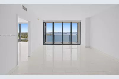 601 NE 36th St #1511, Miami, FL 33137 - Photo 1