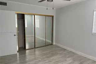 141 NE 10th Ave, Hallandale Beach, FL 33009 - Photo 5