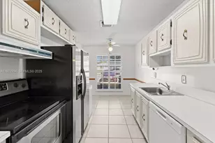 13752 S Via Flora, Delray Beach, FL 33484 - Photo 5