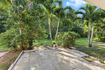 13752 S Via Flora #B, Delray Beach, FL 33484 - Photo 11
