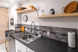 4330 Hillcrest Dr, Hollywood, FL 33021 - Photo 1