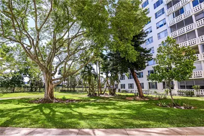 4330 Hillcrest Dr #804, Hollywood, FL 33021 - Photo 41