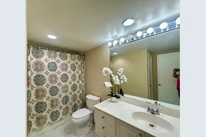 19390 Collins Ave #414, Sunny Isles Beach, FL 33160 - Photo 9